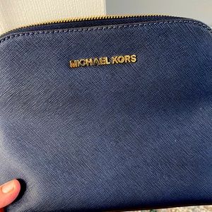 Michael Kors Navy Cross Body purse